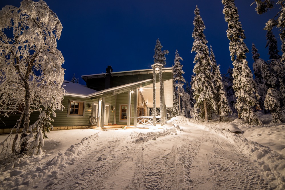 Päärakennus talvi Päärakennus talvi